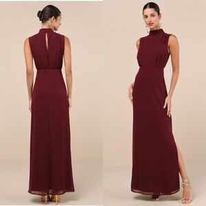 NWOT Lulu’s Classic Elegance Plum Chiffon Sleeveless Mock Neck Maxi Dress Medium